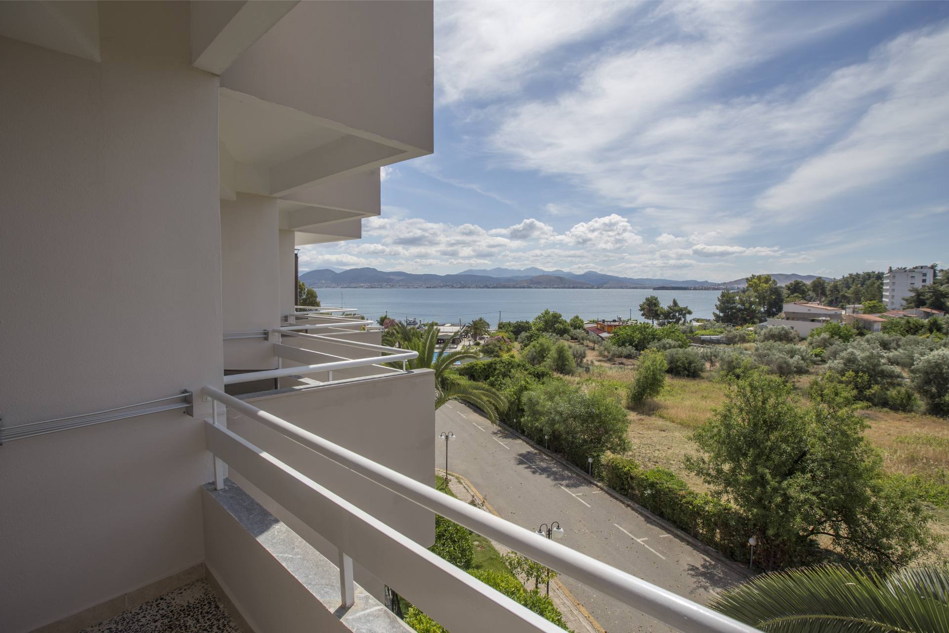 Οικογενειακή Σουίτα Μπαλκόνι Almira Mare